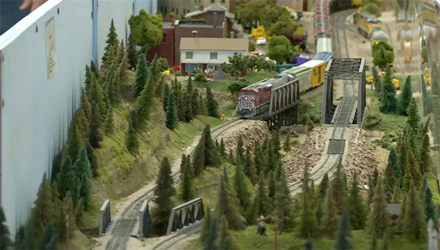 Giant Train Set Highlights New Year's Resolutions
