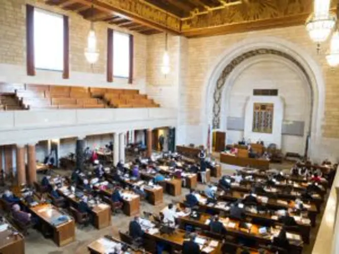 Nebraska lawmakers end session without agreeing on plan for big property tax reductions