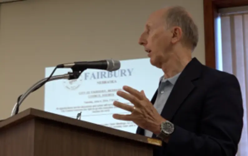 Hearing held Tuesday at Fairbury City Council on possible solar panel field