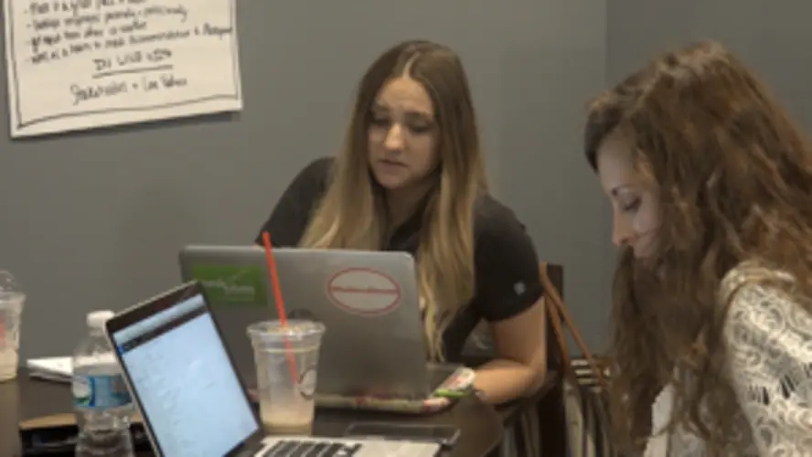 Two Students Head to Norfolk Thanks to UNL Program