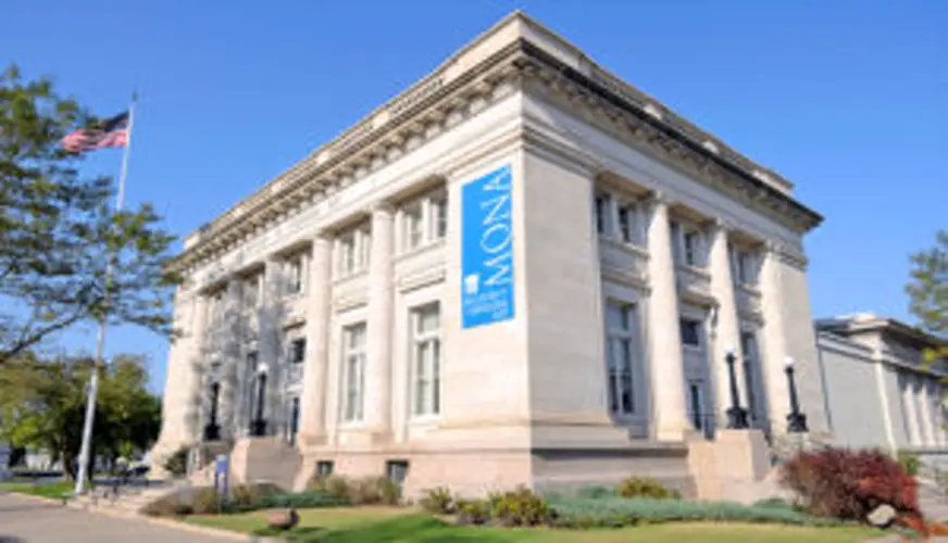 Museum Of Nebraska Art
