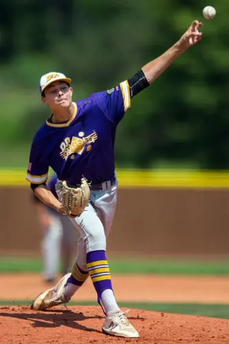 'Everything fell into place' for Cade Povich; Bellevue West grad becomes Will Bolt's first commit