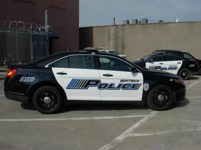 Police, Rescue Personnel Called to Assault at Downtown Beatrice Bar