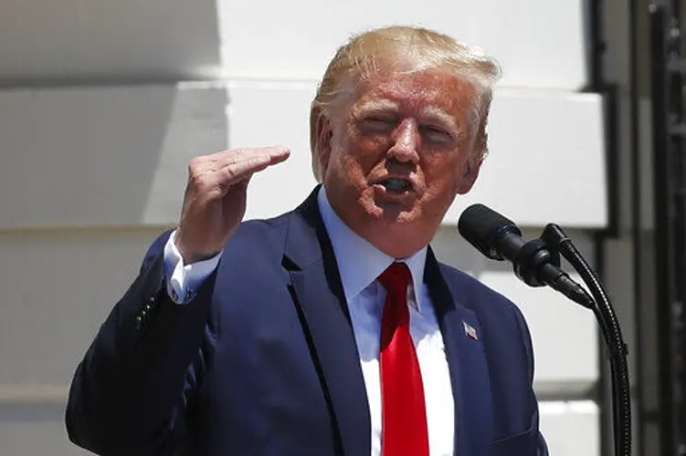 Trump offers 'total' endorsement of Nebraska Sen. Ben Sasse