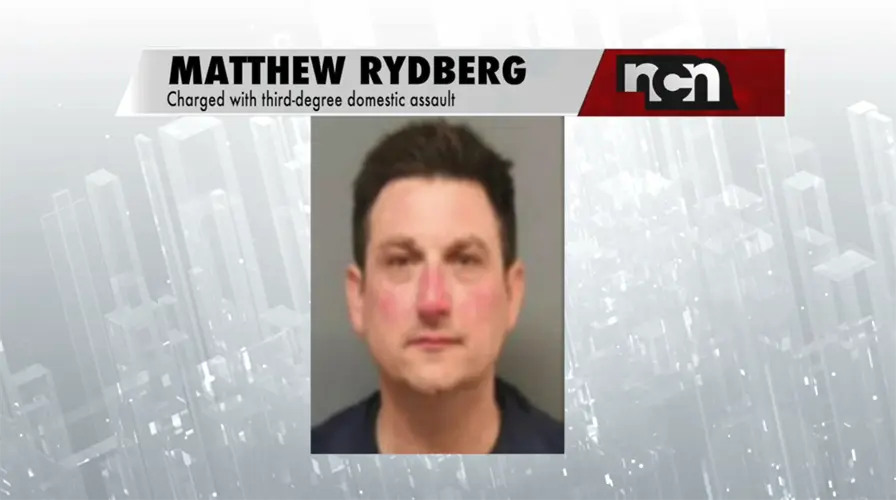 Lincoln radio host takes plea deal