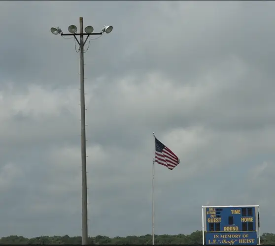 De Witt looking to raise money for new baseball field lights this weekend