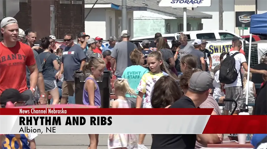 10th annual Rhythm and Ribs brings crowds to Albion