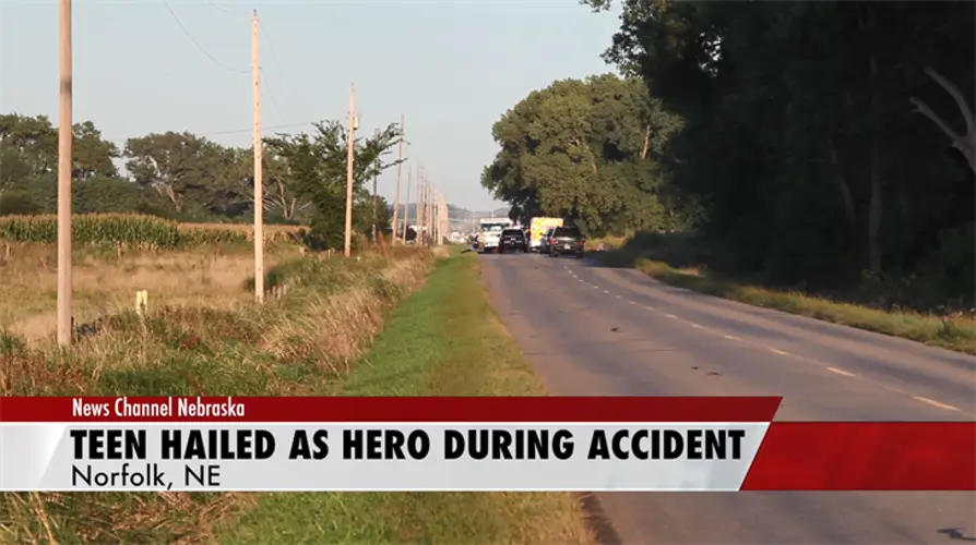 Norfolk teen saves driver before car ignites after accident