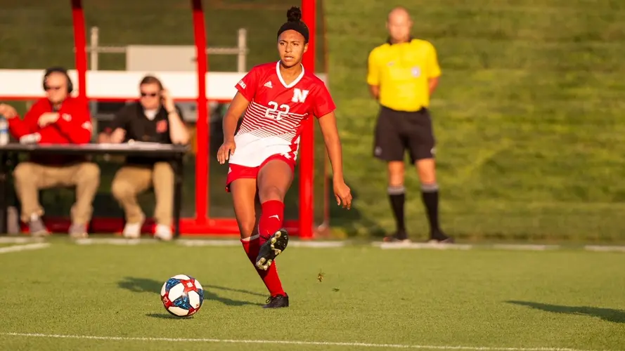 Huskers Fall to Hawkeyes