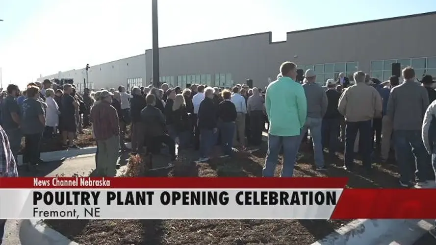 Lincoln Premium Poultry celebrates opening of Fremont facility