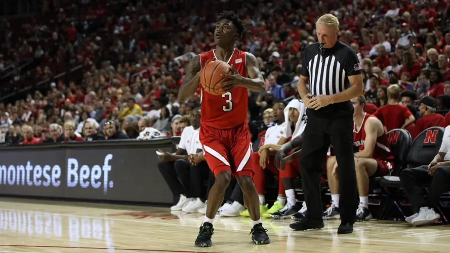 Huskers Fall in Closed Scrimmage