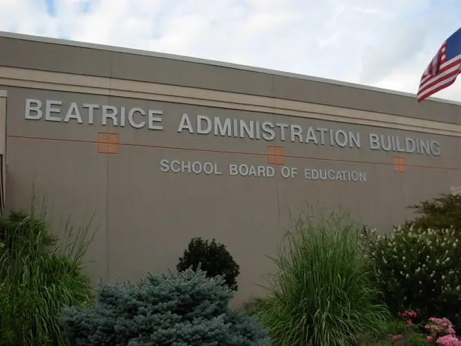 How to Fund Technology Needs, Discussed by Beatrice Board of Education