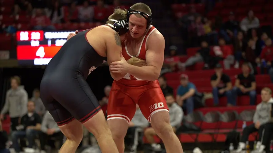 Huskers Find Individual Success at Collegiate Classic