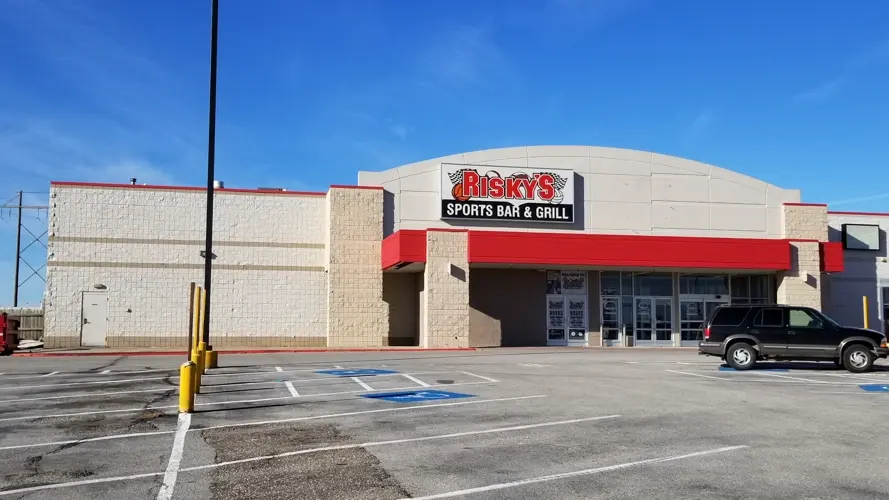 Former Risky's, to Open Under New Name, Ownership
