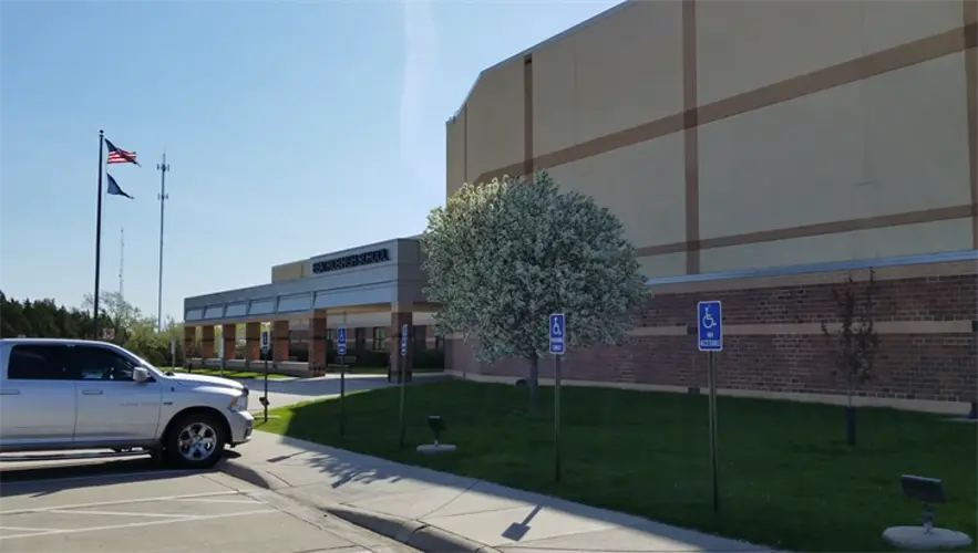 Beatrice School Board Approves Grading Policy, While Students Are Away From Buildings