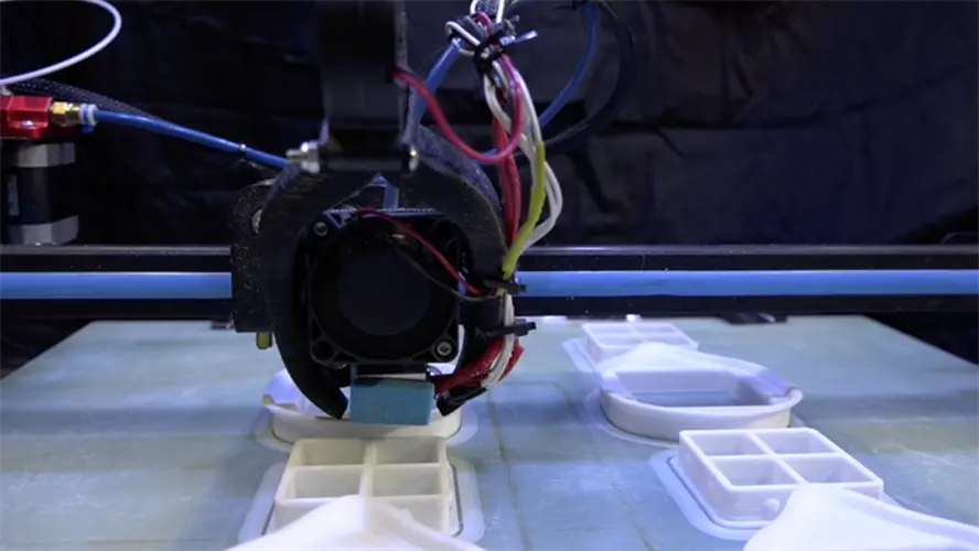 Grassroots group in Nebraska is 3D printing hundreds of masks