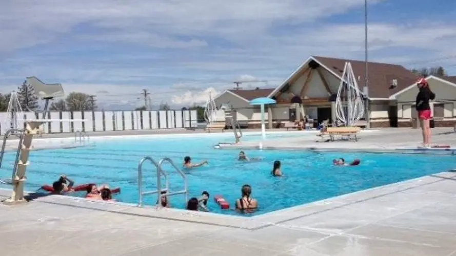 Big Blue Bay staff unable to open pool this summer