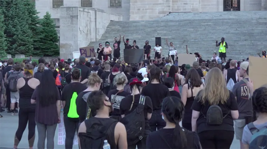 SIGHTS AND SOUNDS: Tuesday night rally in Lincoln