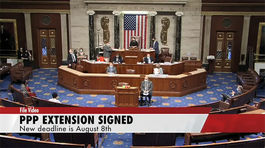 Trump signs PPP extension