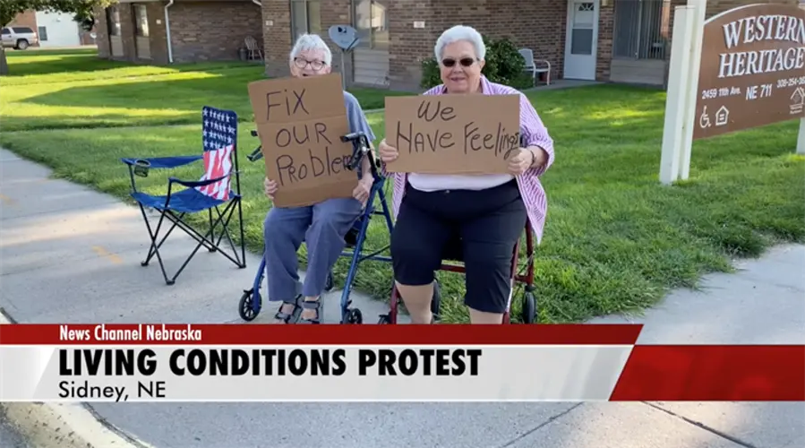 Western Heritage residents protest lack of maintenance, disrespect by management