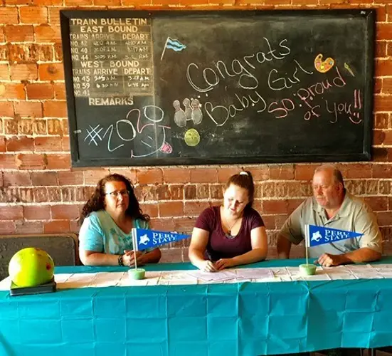 Annessa Crowell Signs with Peru State Women's Bowling