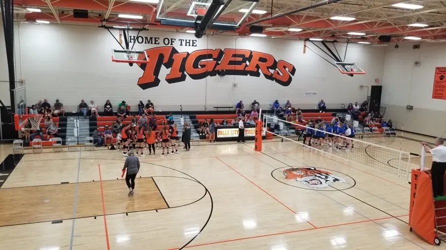 Plattsmouth Volleyball Uses Experience To Defeat Falls City In 3 Sets