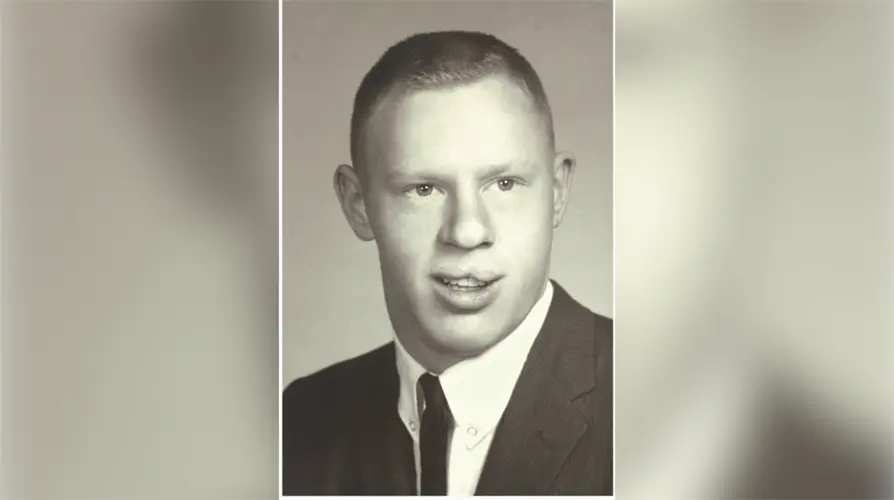 Larry Frost, Scott's father, has died