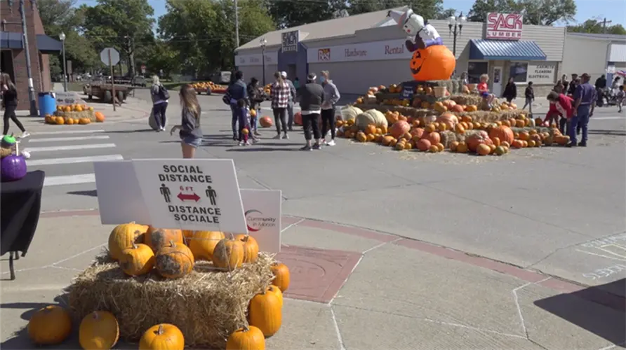 Traditions continue despite pandemic at Crete’s Great Pumpkin Festival