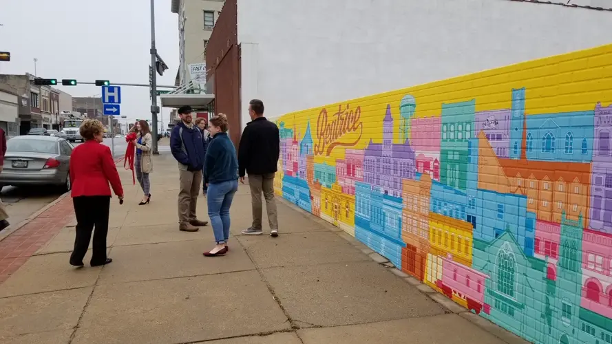 Ribbon Cut on New Beatrice Downtown Mural