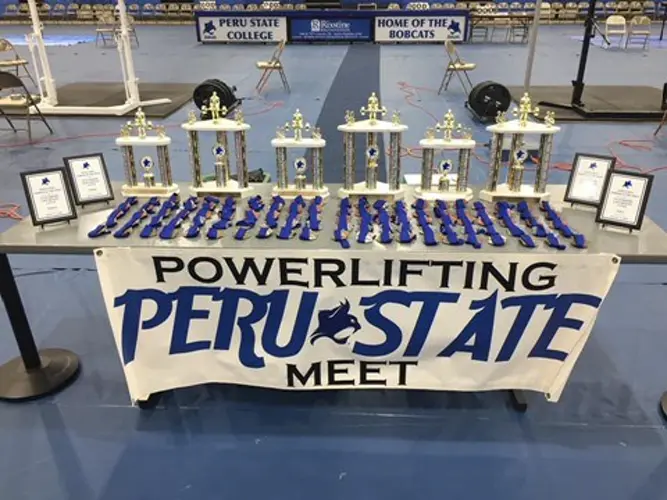 Peru State Football Booster Club to Host Powerlifting Meet