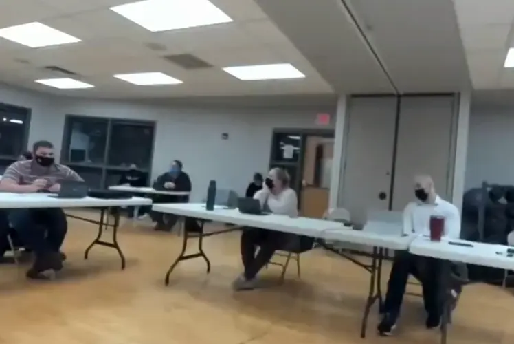 Wayne ends mask ordinance