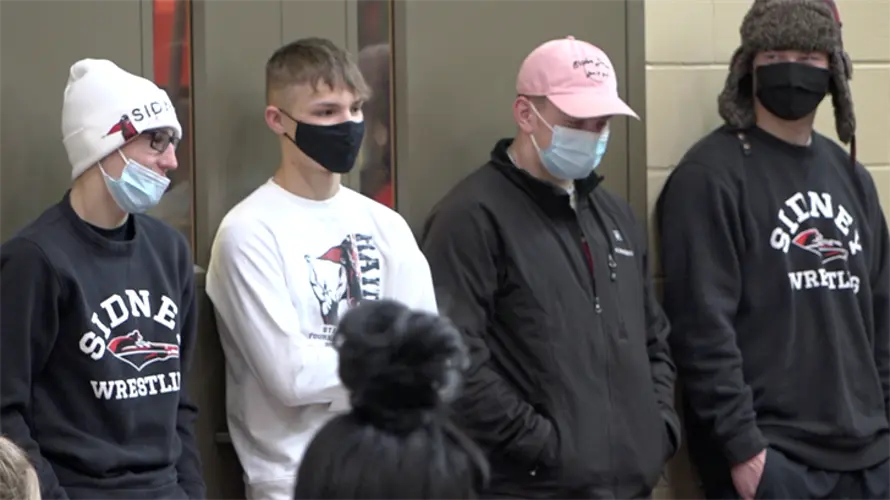 Sidney wrestlers leave for state championships