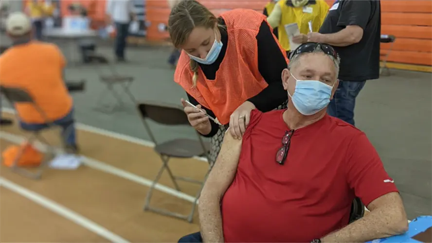 Nebraska to keep focus on older people in next vaccine phase