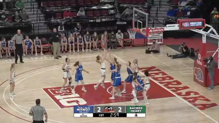 Sacred Heart stops Wynot in D2 semis