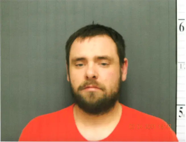 Deputies use drug dog in arrest of two people in Sidney