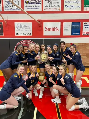WNCC tops NJC in five sets for berth at nationals