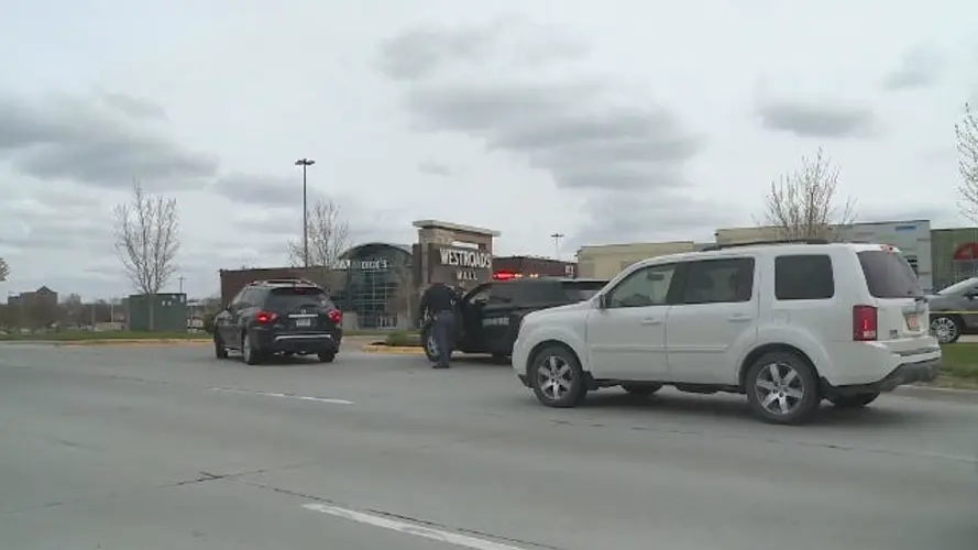 Deadly shooting at Omaha's Westroads Mall