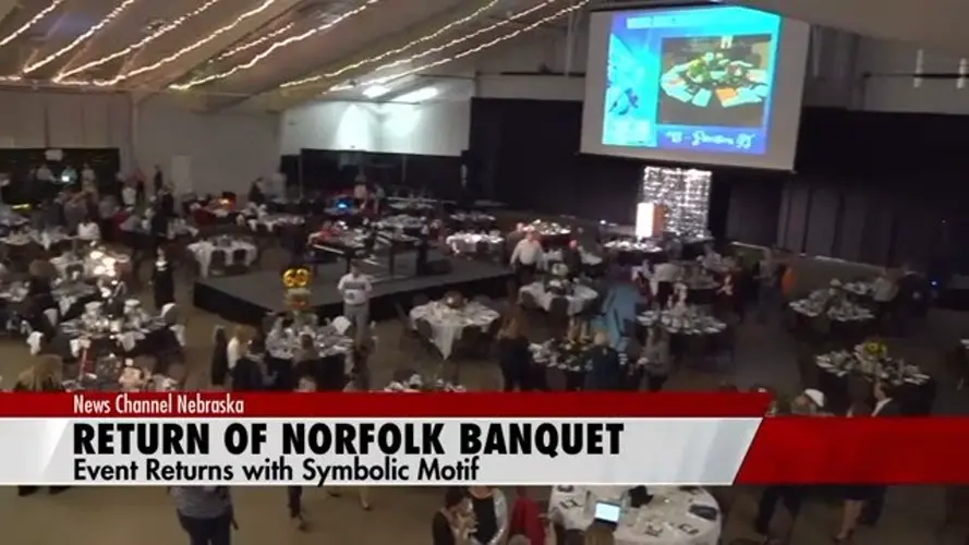Norfolk Chamber banquet returns; Ricketts lauds efforts during pandemic