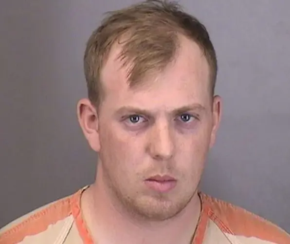 Former panhandle state trooper challenging child enticement and child porn charges