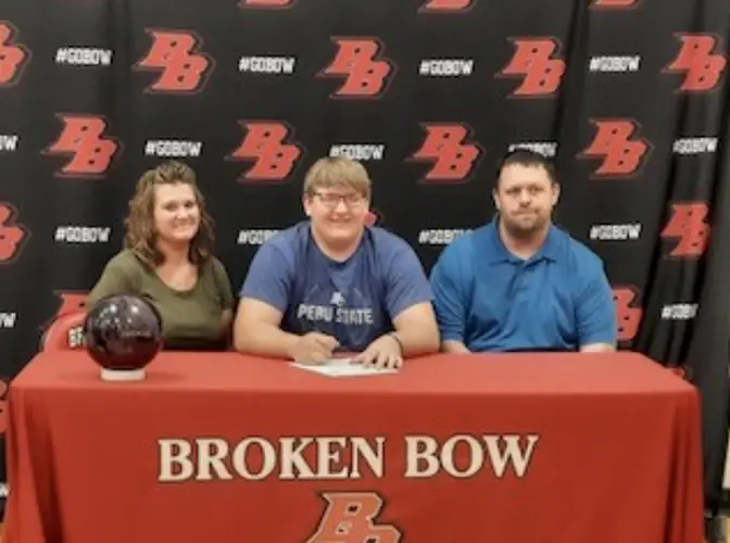 Wyatt Woodward Signs with Peru State Bowling