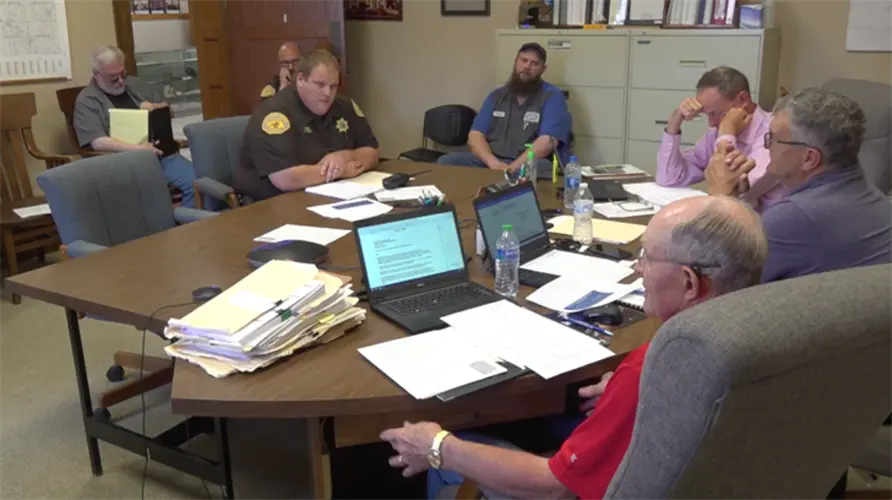 Fairbury and Jefferson County negotiate pay structure of police/sheriff agreement