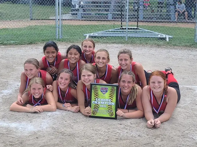 FUNFRALL softball league completes season