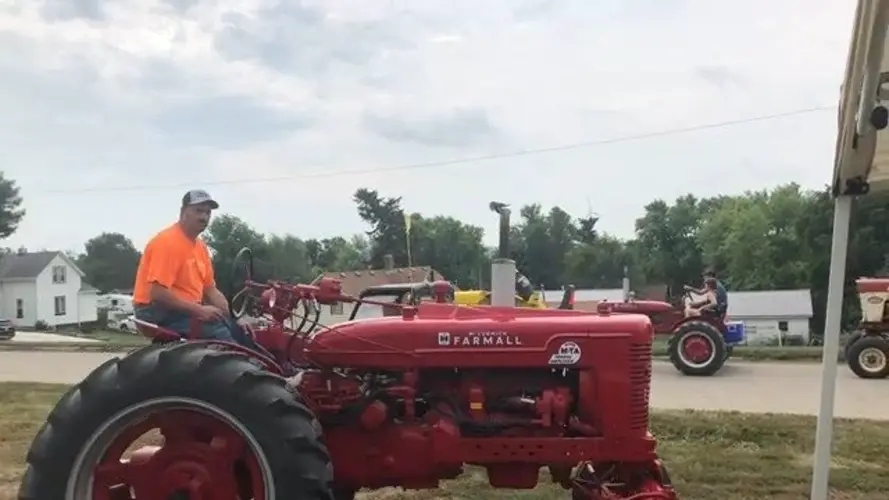 Raising funds and spirits: Tractors converge in Winside to support local man