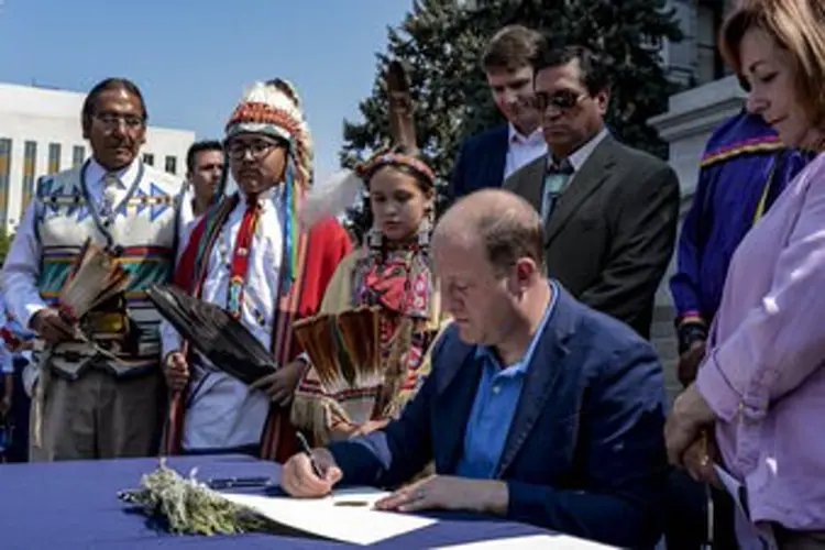 Colorado governor voids 1864 order to kill Native Americans