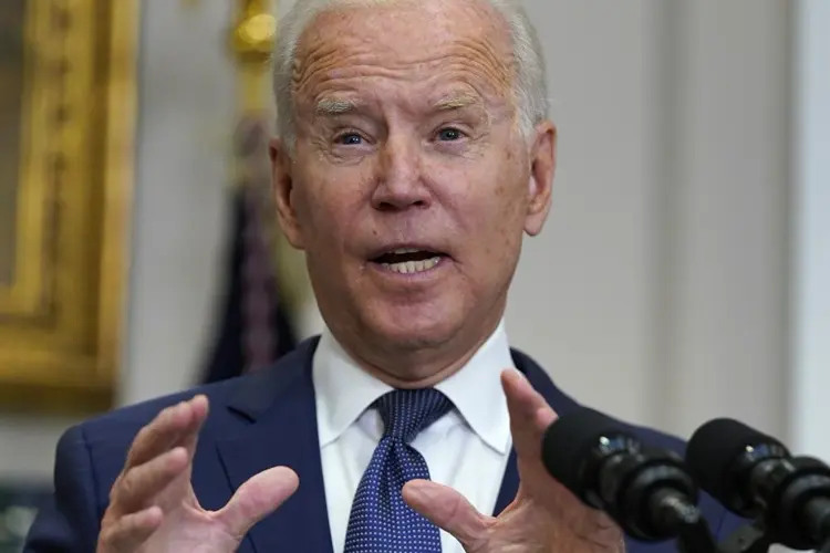 Biden turns to Colorado to pitch investments in clean energy