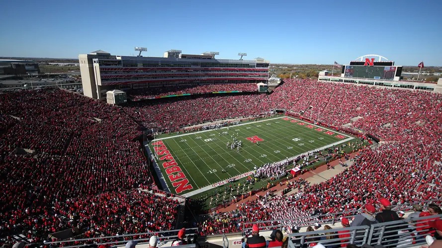 Huskers to offer Spanish language broadcast in eastern Nebraska