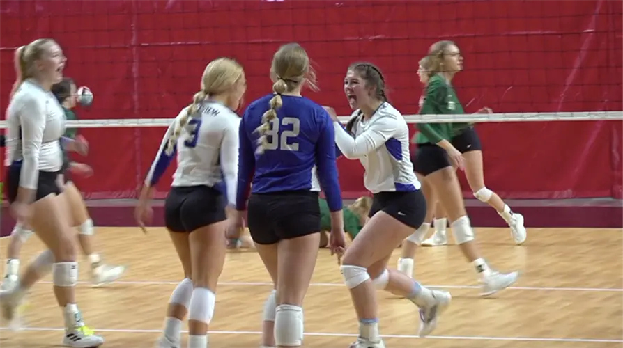 Serve and defense lift #4 Lakeview over #5 Syracuse