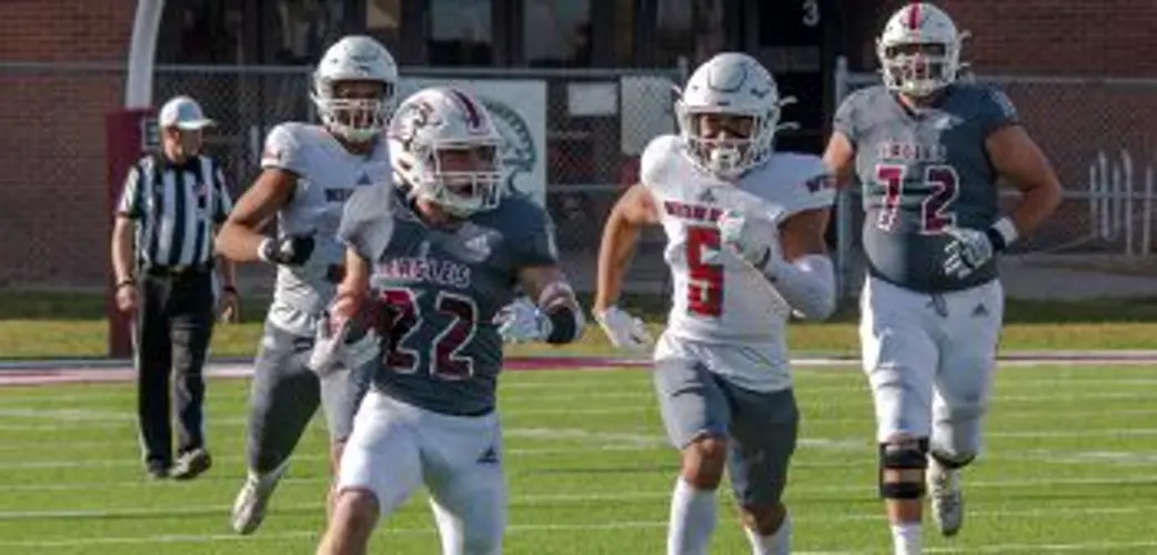 Takeaways Help Eagles Break Game Open In Second Half