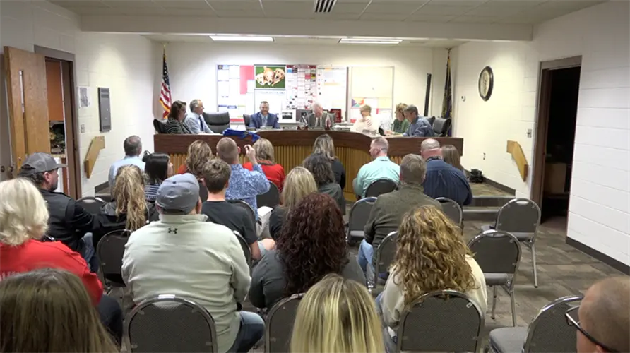 Sidney School Board member resigns, board takes steps to find replacement