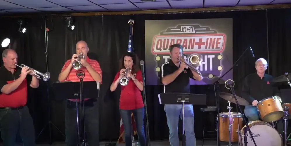 Quarantine Tonight: Red Rooters 10/12/21